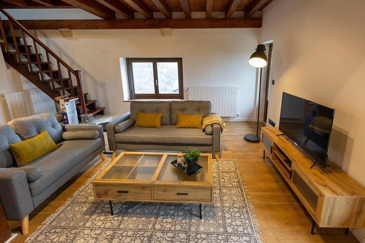 Arbela Apartamentuak Aia Esterno foto